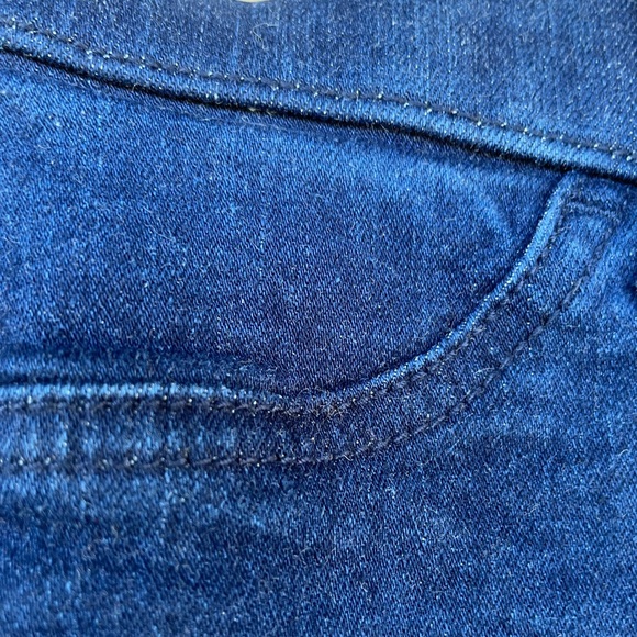 Ladies Dark Blue Wonderly High Rise Pull On Shorts Size 4 Factory Cut Off - Picture 5 of 10